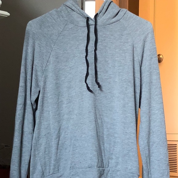 Grey sweatshirt- SO SOFT!! - Picture 1 of 4